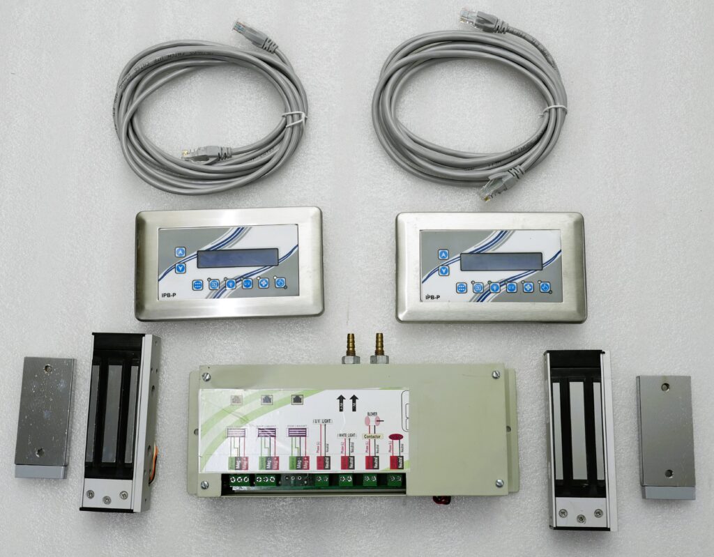 LCD DYANAMIC PASSBOX CONTROL SYSTEM DPG 2D-300 - Instec India